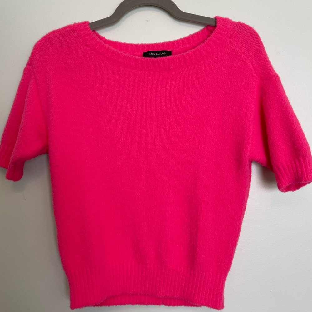 Ann Taylor short sleeve top